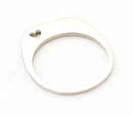 The little heart will look awesome when on your finger